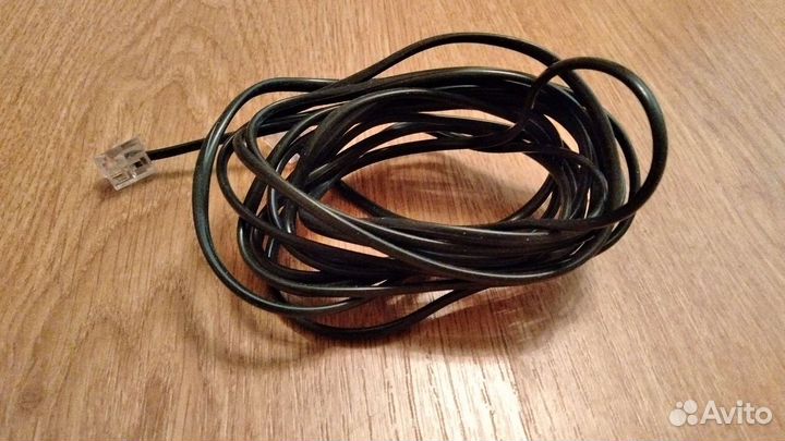 Телефонный провод