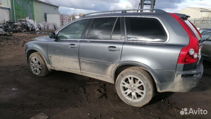 В разборе Volvo XC90