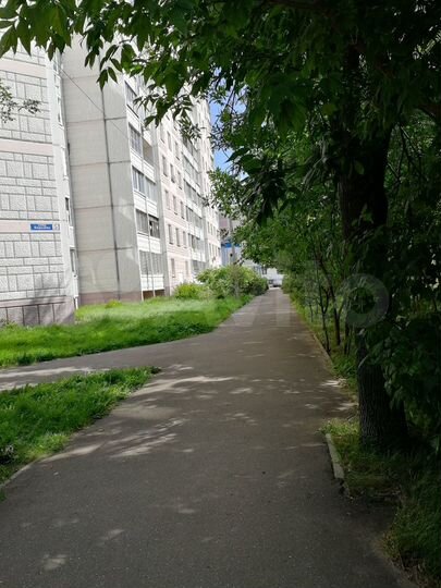 2-к. квартира, 76,1 м², 1/10 эт.