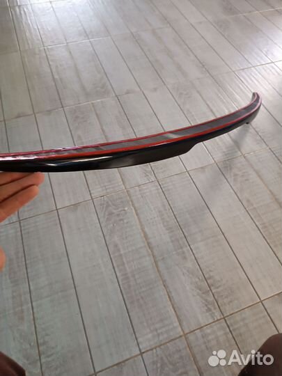 Лип спойлер на рено аркану