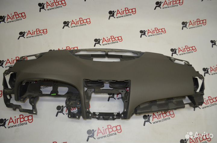 Торпедо панель приборов Toyota Camry 40 (коричн)