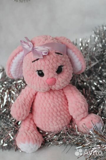 Мягкая вязаная игрушка Зайка амигуруми