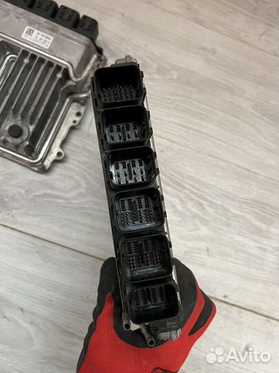 Bmw 7 g11 g12 g07 g05 DME управлени двигателем