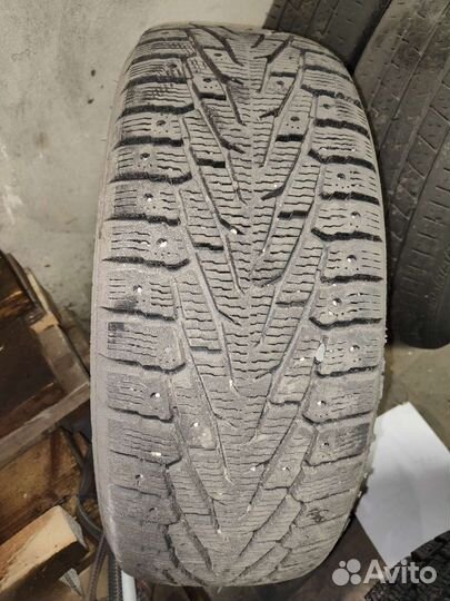 Nokian Tyres Hakkapeliitta 7 SUV 225/60 R17