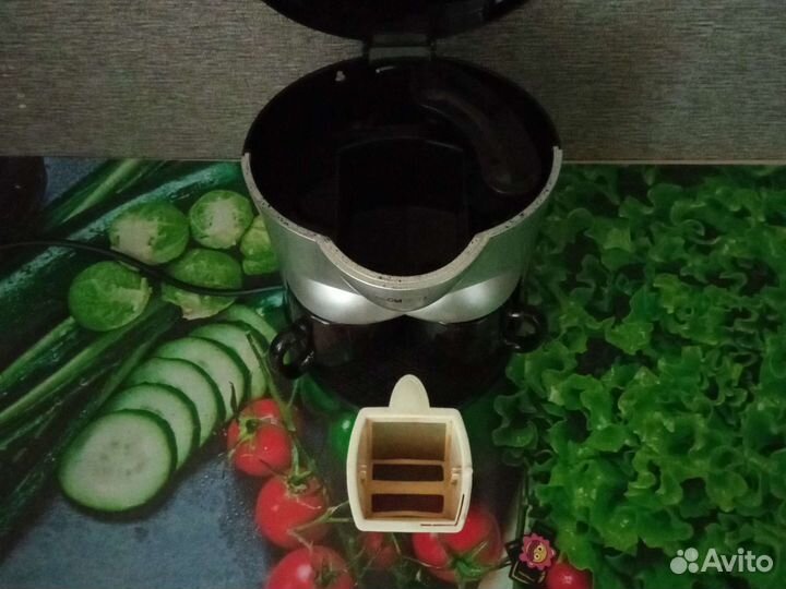 Кофеварка Cutronc капельная новая