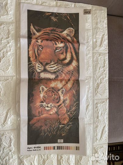 Канва с нанесенным рисунком тигры