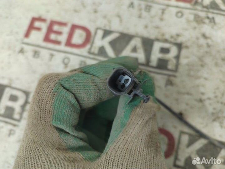 Датчик ABS передний правый Toyota Corolla E150 1ZR