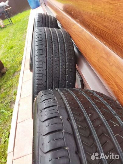 Goodyear Eagle Sport 215/55 R17 94V