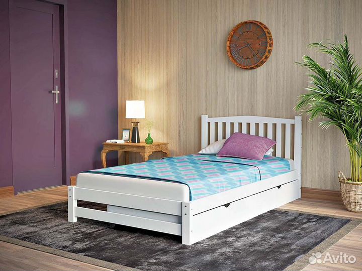 Кровать из натурального дерева 2-спальная 