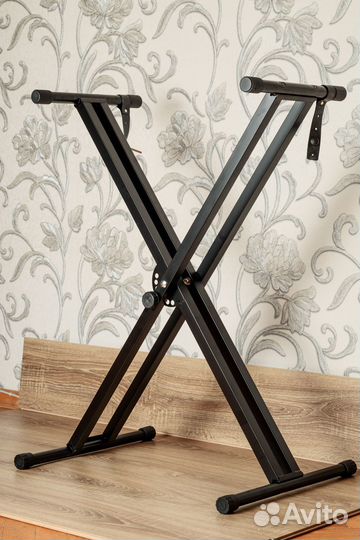 Стойка для цифрового пианино