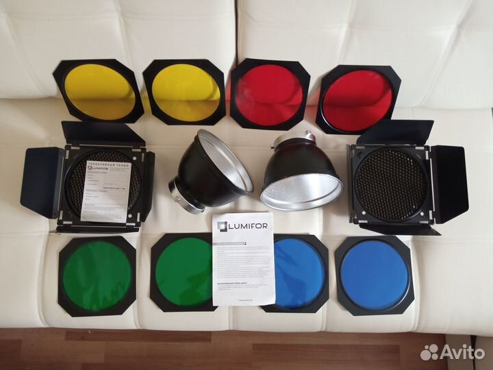 Комплект студийного света Lumifor Amato LX200