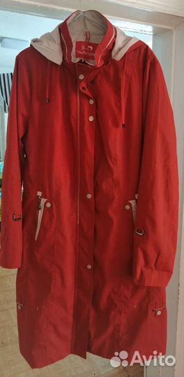 Плащ женский новый