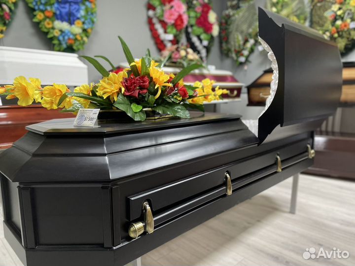 Ритуальные Венки,Венки из живых цветов