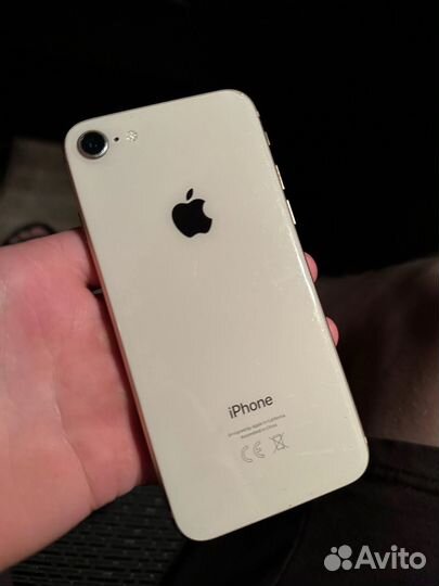 Телефон iPhone 8 64 gb