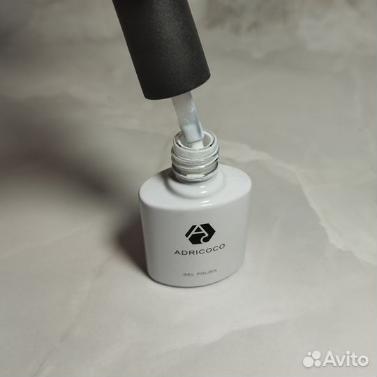 Гель лак для ногтей бу