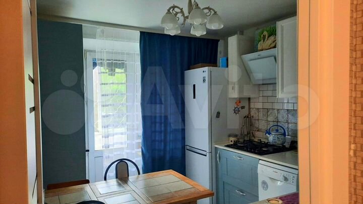 4-к. квартира, 94,4 м², 1/9 эт.