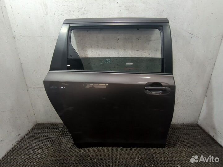 Стекло боковой двери Toyota Sienna 3, 2011