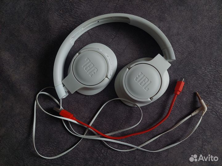 Bluetooth наушники jbl