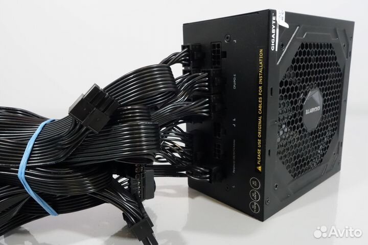 Блок питания : gigabyte UD850GM GP-UD850GM 850W