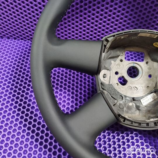 Кожаный руль audi А4 B7