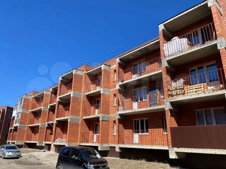 1-к. квартира, 42 м², 1/3 эт.