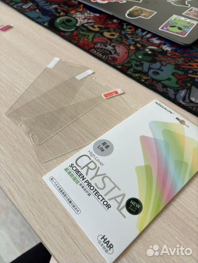 Защитное стекло. Чехол