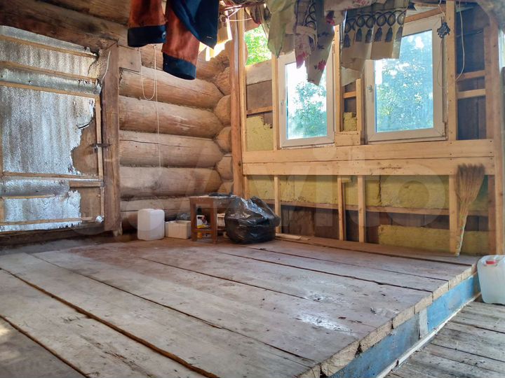 Дом 25 м² на участке 10 сот.