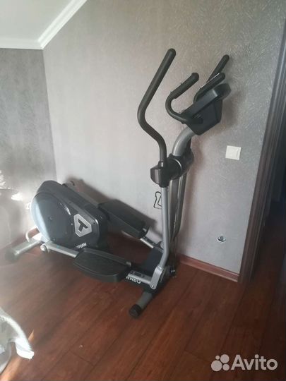 Эллиптический тренажер torneo