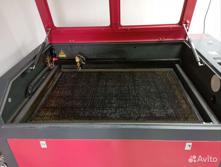 Лазерный станок co2