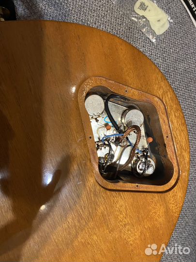 Gibson les paul classic gold top