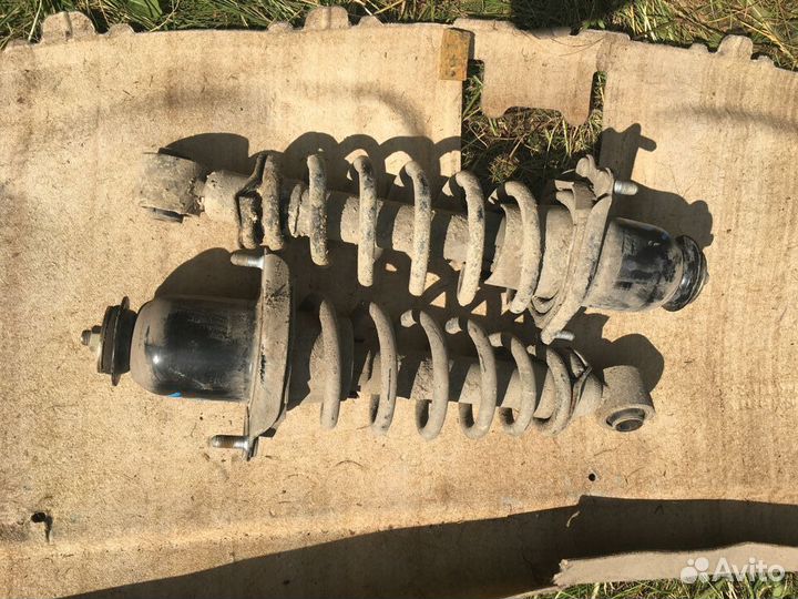 Задние стойки Тойота Королла 120 4WD цена за шт