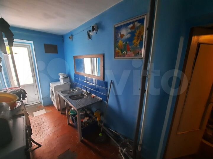 Комната 18 м² в 8-к., 4/5 эт.