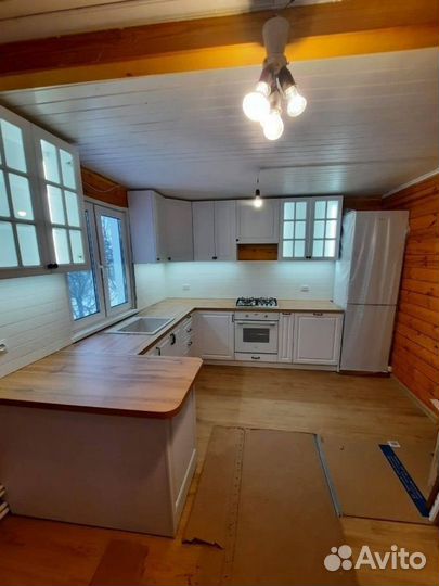 Кухня в современном стиле артикул 31710