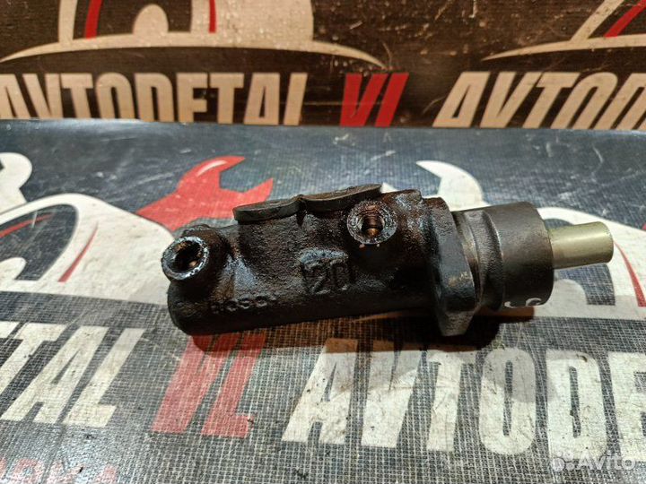 Главный тормозной цилиндр Renault Symbol 1 седан