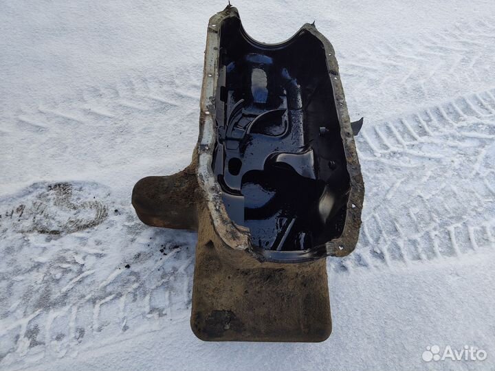 Поддон двигателя Nissan Serena C23 CD20ET 1998 г.в