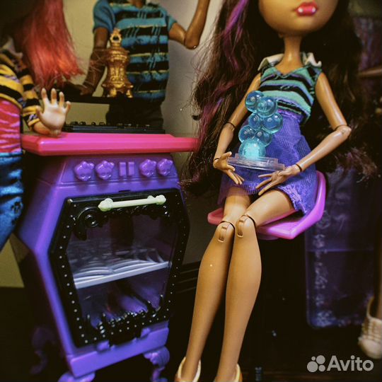 Мебель для кукол монстер хай (набор от Mattel)