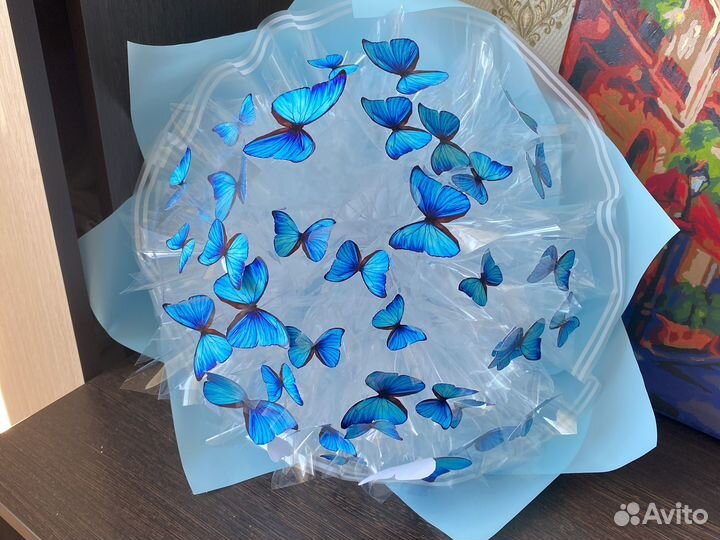 Букет из голубых бабочек