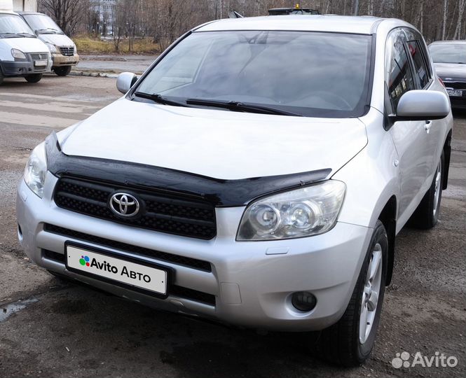 Toyota RAV4 2.0 AT, 2007, 277 000 км