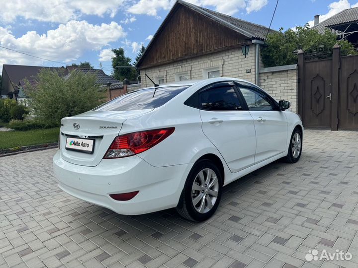 Hyundai Solaris 1.6 AT, 2011, 187 300 км