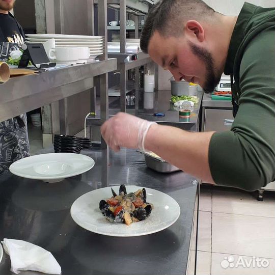 Шеф-повар, Су-шеф, старший