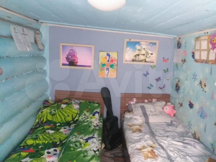 Дом 24 м² на участке 10,4 сот.