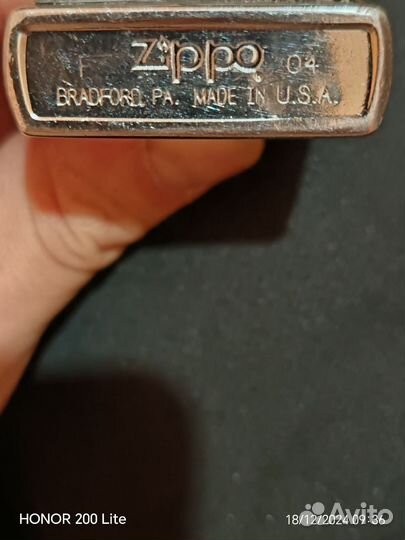 Зажигалка бензиновая zippo