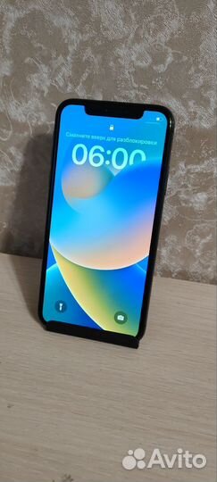 iPhone X, 64 ГБ