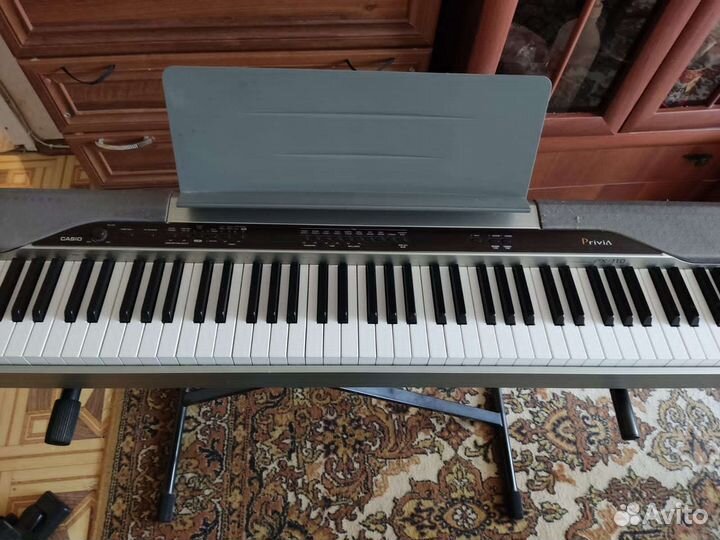 Цифровое пианино casio privia px-110