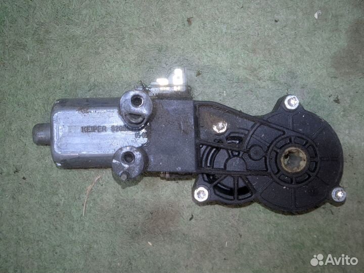 Моторчик регулировки сиденья Mercedes-Benz w164