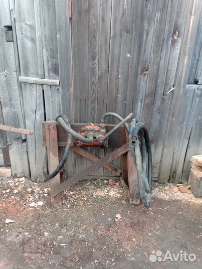 Насос ручной поршневой