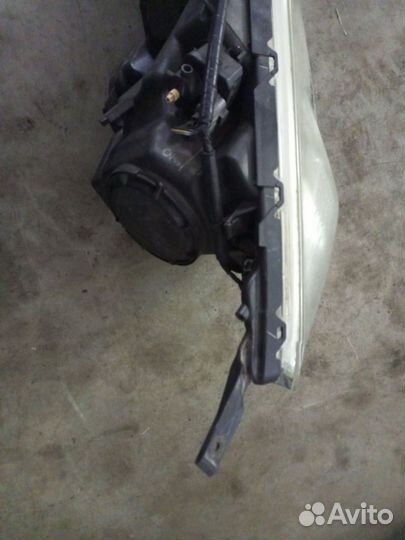 Фара галогеновая передняя правая Honda Cr-V RE