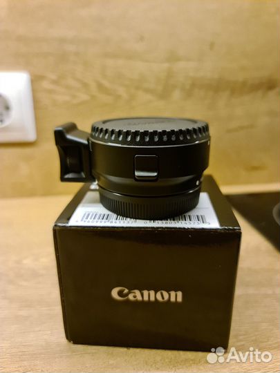 Переходник. Оригинал Canon Adapter ef-eos m. Новый