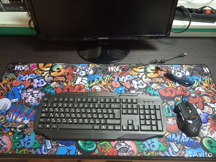 Новый большой коврик для мыши и клавиатуры