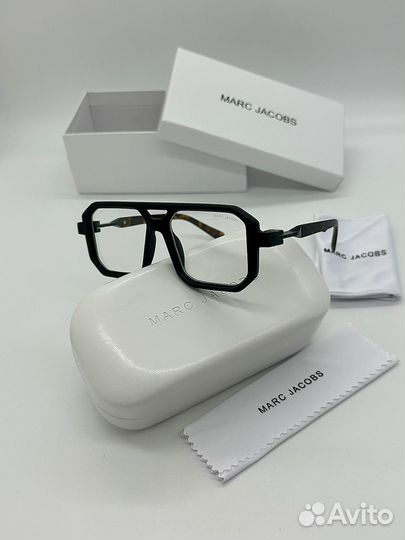 Солнцезащитные очки marc jacobs